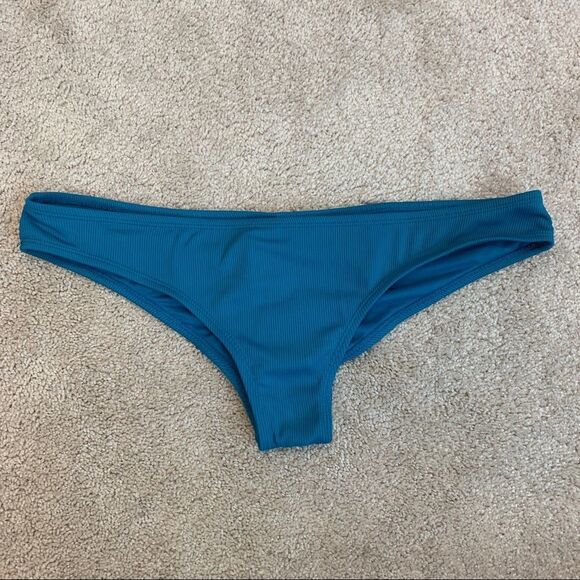 QUINTSOUL
BLUE Malibu Bella Bikini Bottom Sz L NWT - Picture 2 of 8